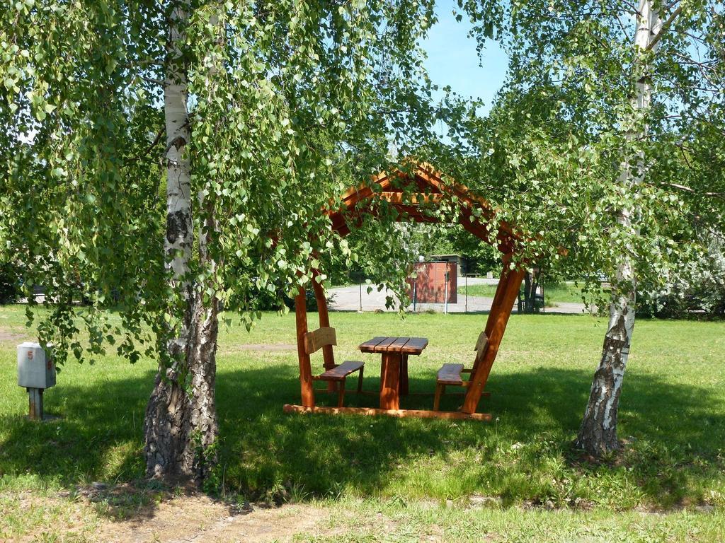 Matra Kemping Apartmanok Матрафюред Экстерьер фото